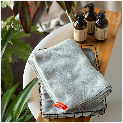 Полотенце для собак SAVVE Dog Towel, супервпитывающее из микрофибры, M 90*60, серый фотография